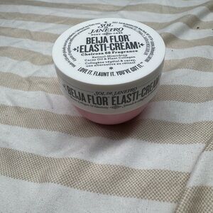 Sol de Janeiro Beija Flor Cream in Pink and White